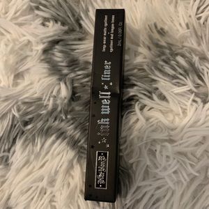 Kat Von D ink well matte liner